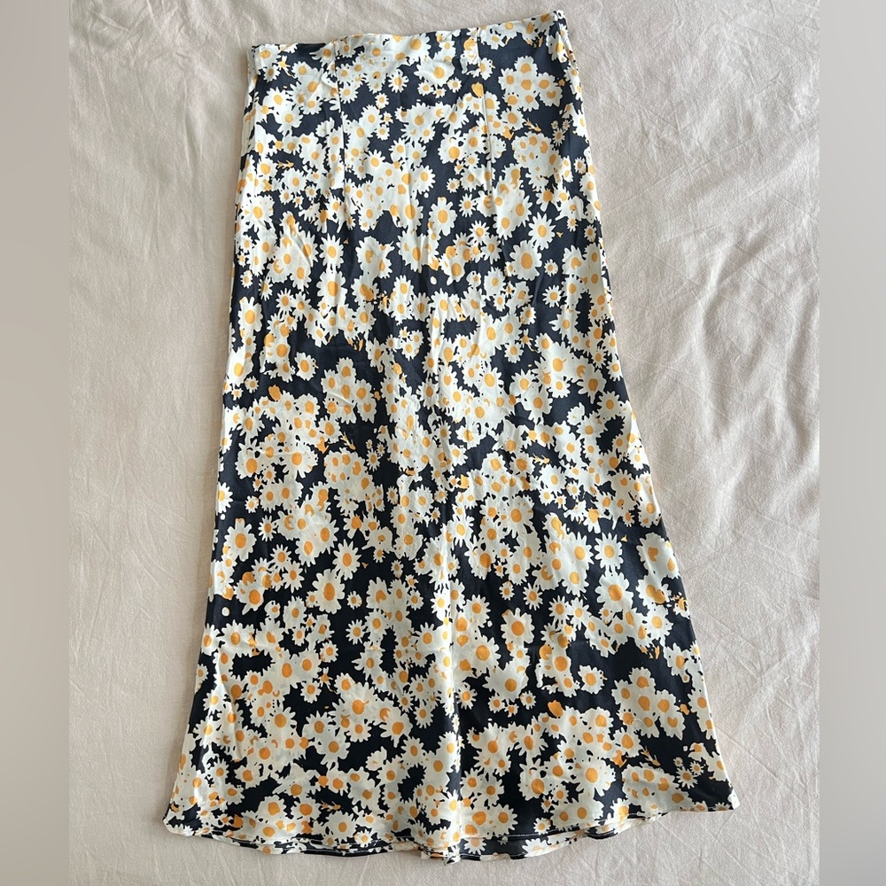 Realisation Par Black and White Daisy Midi Skirt - Picture 9 of 10